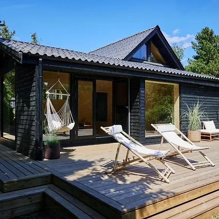 Let Inside And Outside Meet In Fjordly